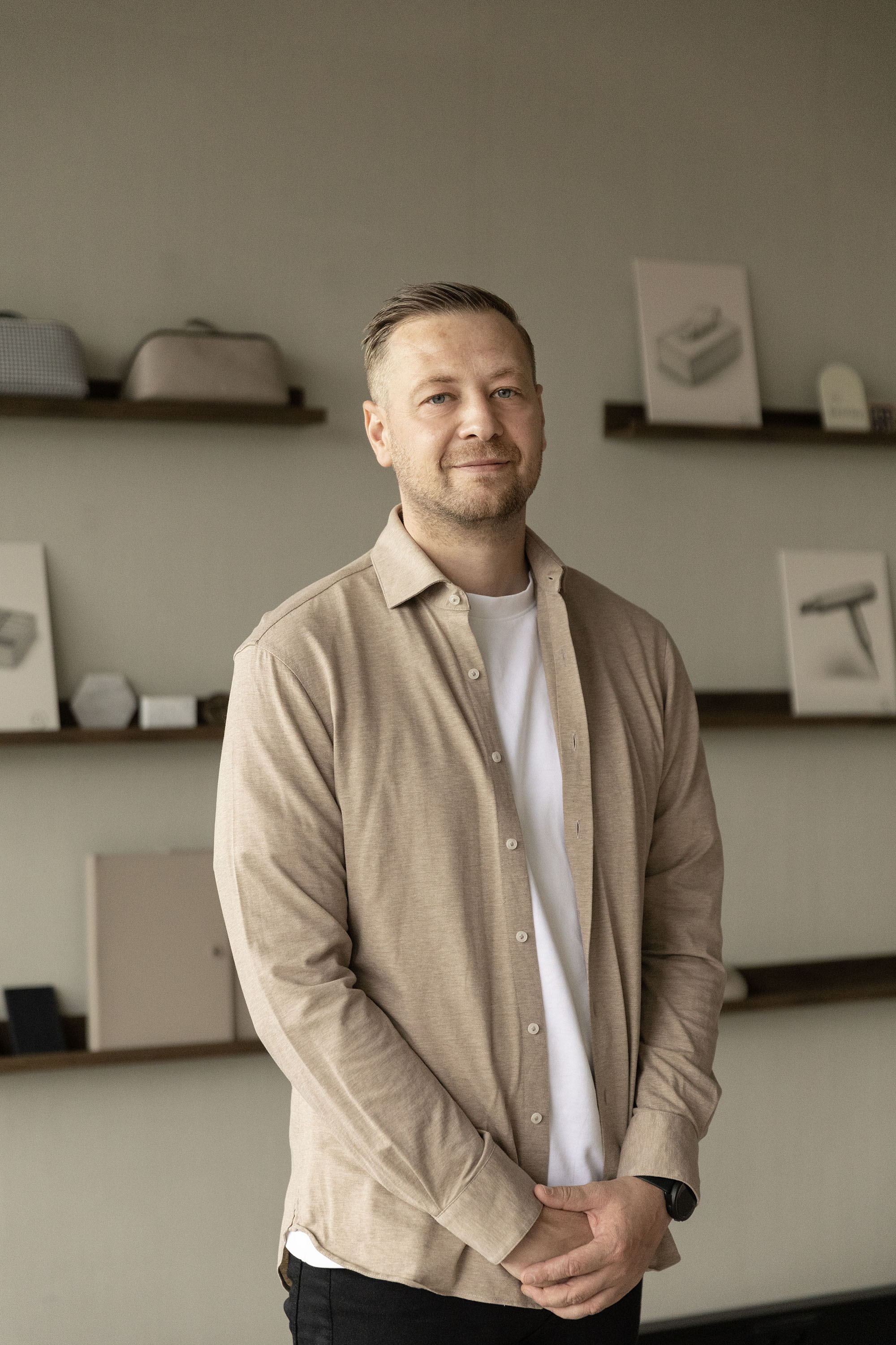 TIM VAN LOENEN
Spécialiste Service Client